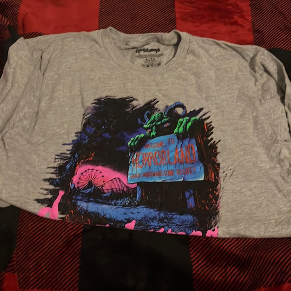 Goosebumps crop shirt